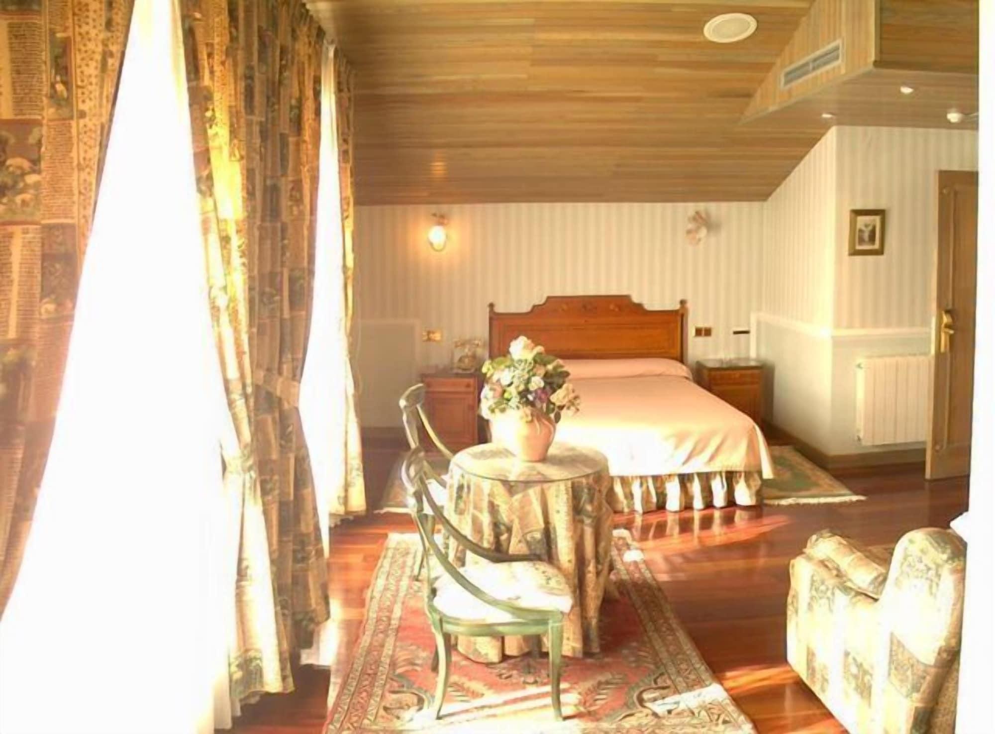 My Rooms City Hotel Camino De Santiago Los Tomillares Exteriér fotografie